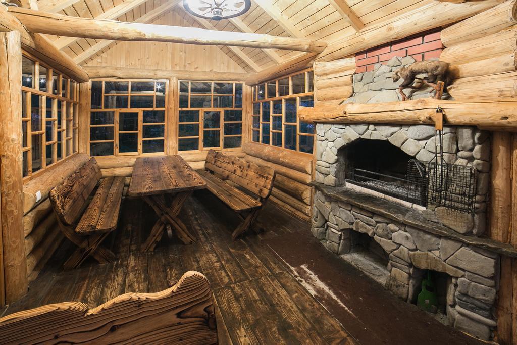 Hotel Bozhena Mikuliczyn Zewnętrze zdjęcie