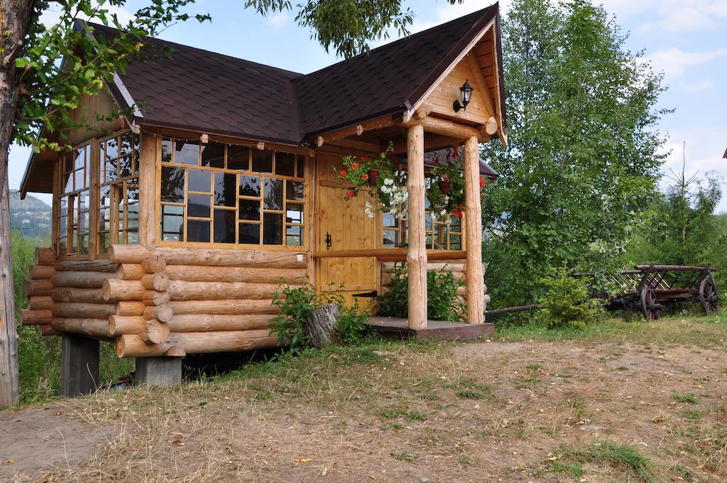 Hotel Bozhena Mikuliczyn Zewnętrze zdjęcie