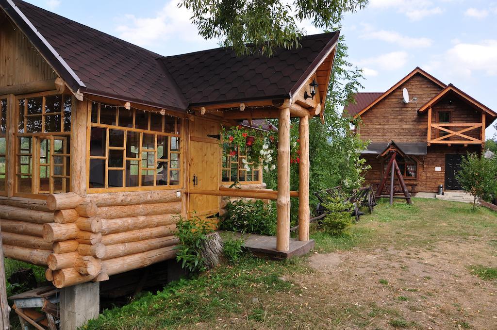 Hotel Bozhena Mikuliczyn Zewnętrze zdjęcie
